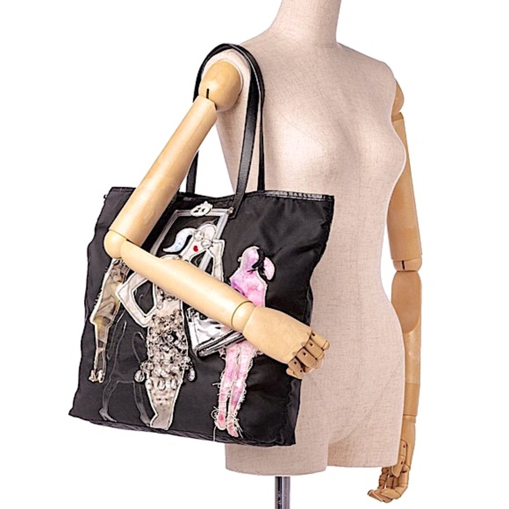 Prada: Runway Beaded Tessuto Models on Runway Limited Edition Nylon Tote Bag - Picture 16 of 17